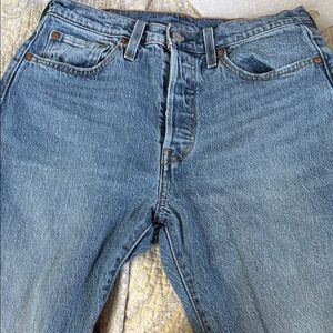 Levi's Women's Skinny Jeans in Light Blue Denim